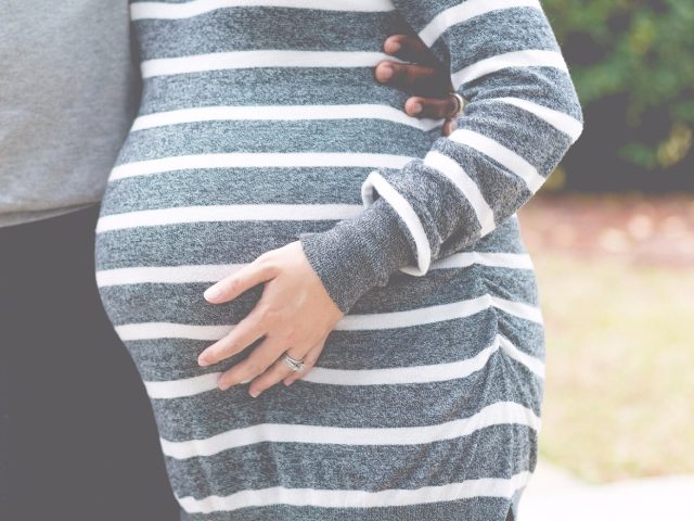 Comparatif leggings de sport pour grossesse et maintien lombaire